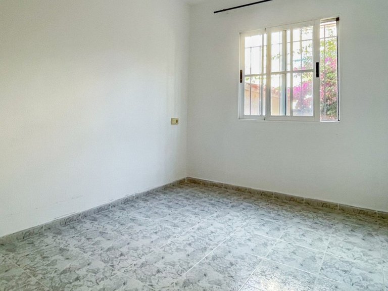 Apartment for Sale in Playa Flamenca, Alicante 17