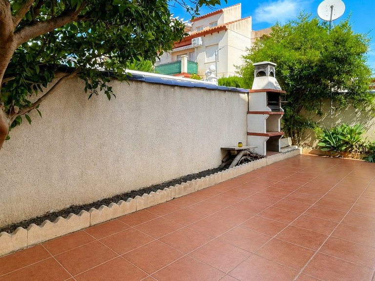 Apartment for Sale in Playa Flamenca, Alicante 19