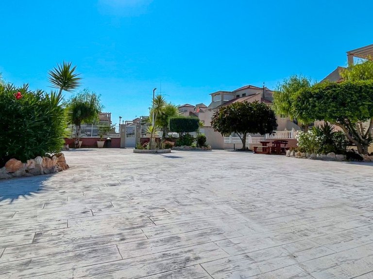 Apartment for Sale in Playa Flamenca, Alicante 22