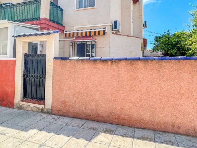 Apartment for Sale in Playa Flamenca, Alicante 23