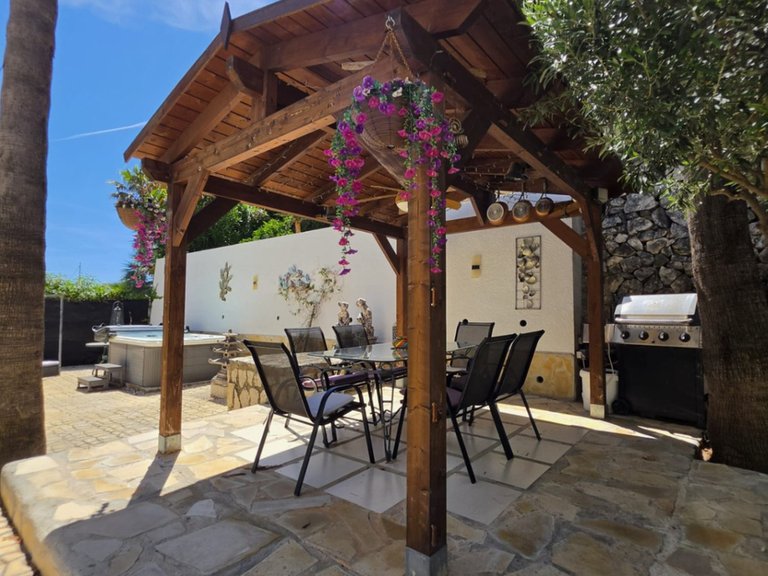 Villa for Sale in Algorfa, Alicante 3