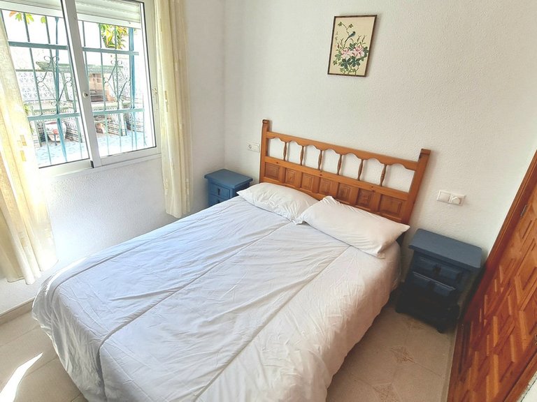 Villa for Sale in Villamartin, Alicante 28