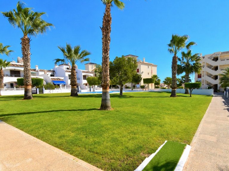 Apartment for Sale in Playa Flamenca, Alicante 2