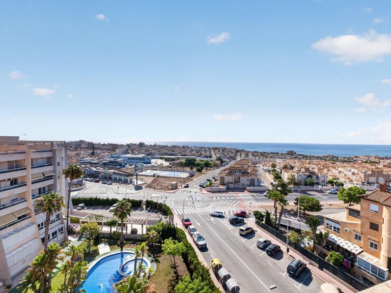 Apartment for Sale in Torrevieja, Alicante 8
