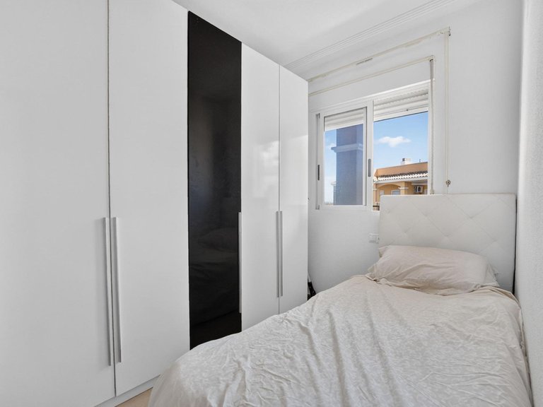 Apartment for Sale in Torrevieja, Alicante 23