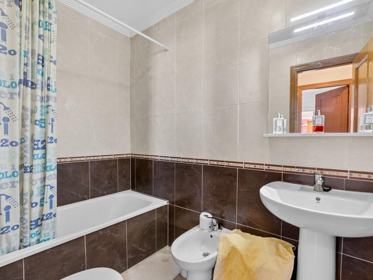 Apartment for Sale in Torrevieja, Alicante 24