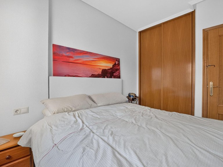 Apartment for Sale in Torrevieja, Alicante 25