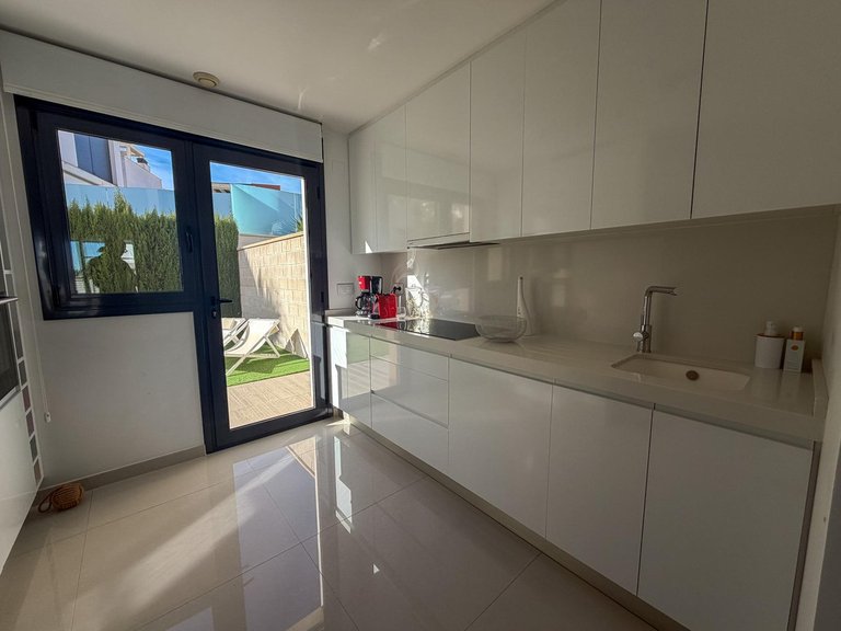 Villa for Sale in San Miguel De Salinas, Alicante 11