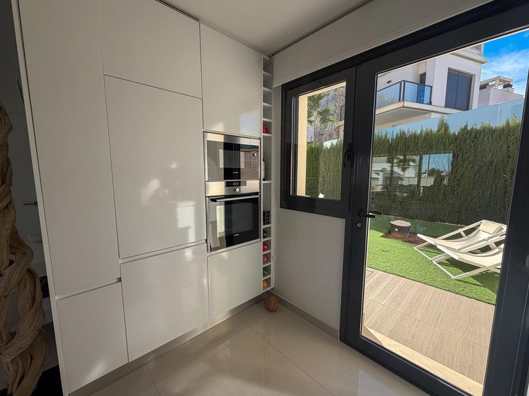 Villa for Sale in San Miguel De Salinas, Alicante 12