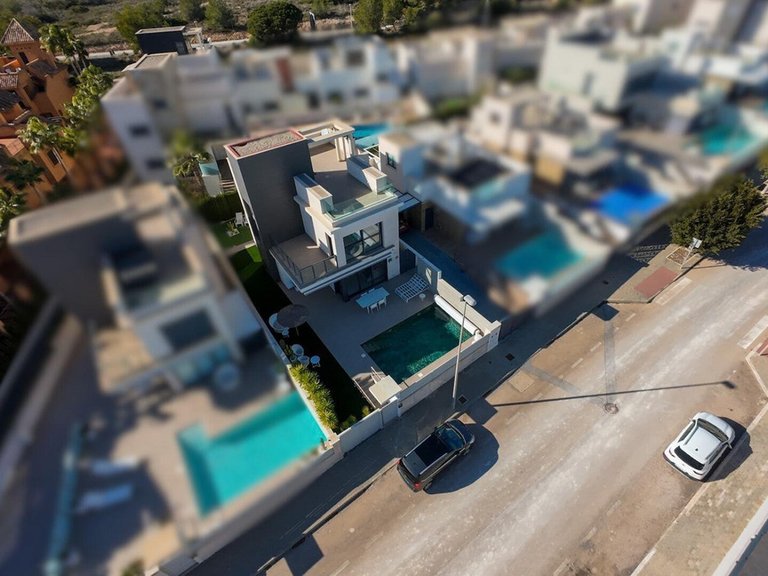 Villa for Sale in San Miguel De Salinas, Alicante 32