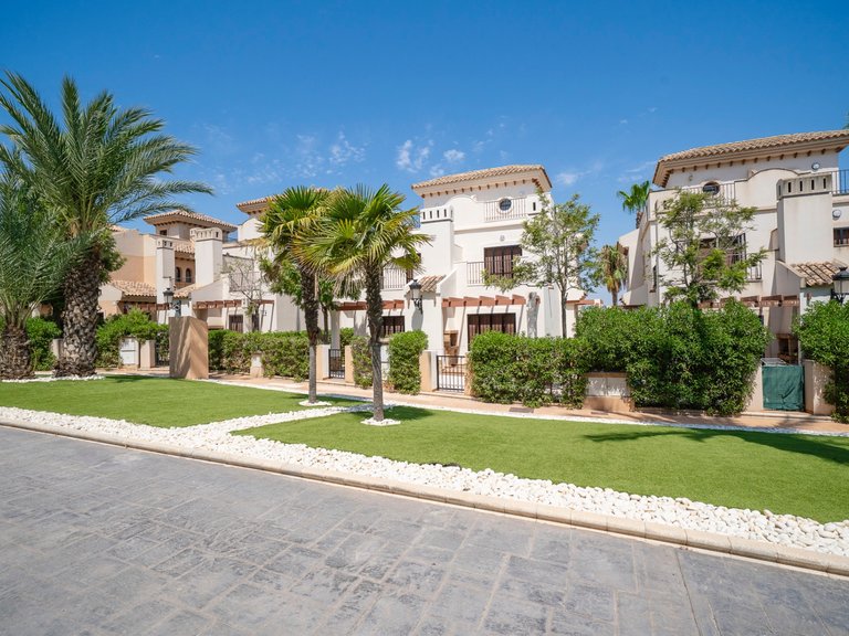 Villa for Sale in Algorfa, Alicante 1
