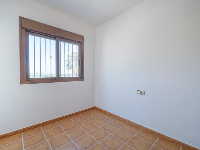 Villa for Sale in Algorfa, Alicante 16