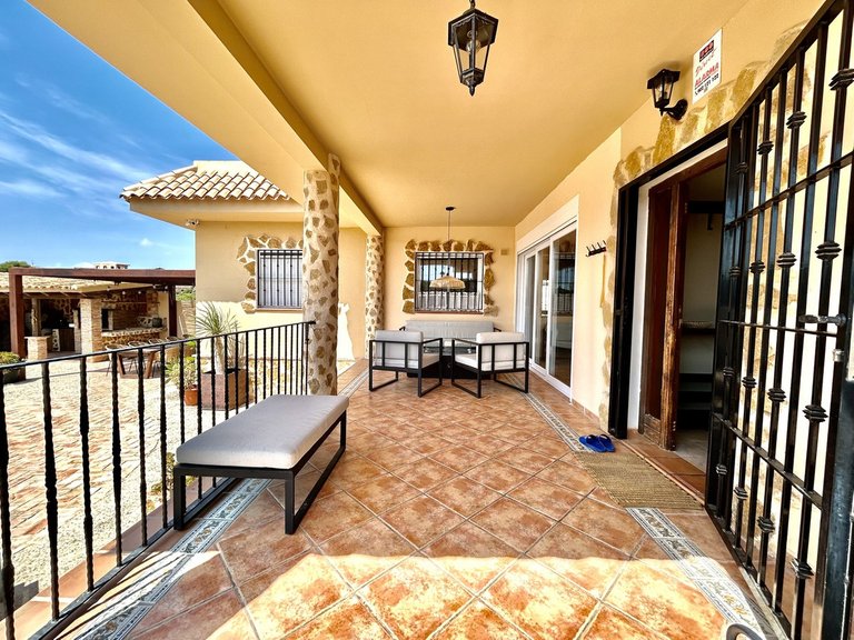 Villa for Sale in La Zenia, Alicante 38