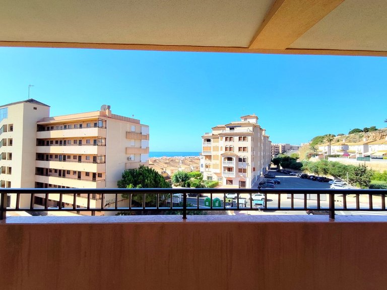 Apartment for Sale in Torrevieja, Alicante 18