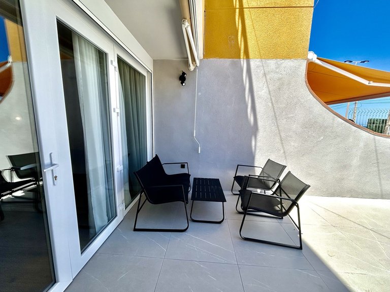 Apartment for Sale in Torrevieja, Alicante 20