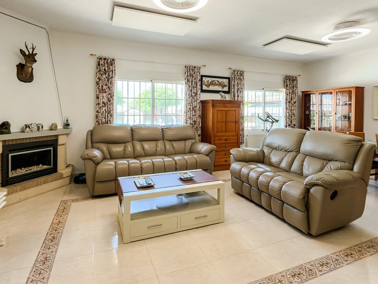 Villa for Sale in Catral, Alicante 18