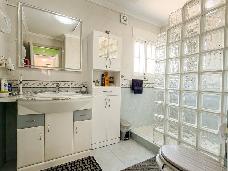 Villa for Sale in Catral, Alicante 31