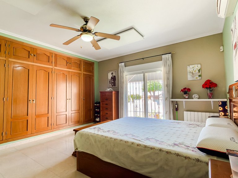Villa for Sale in Catral, Alicante 34