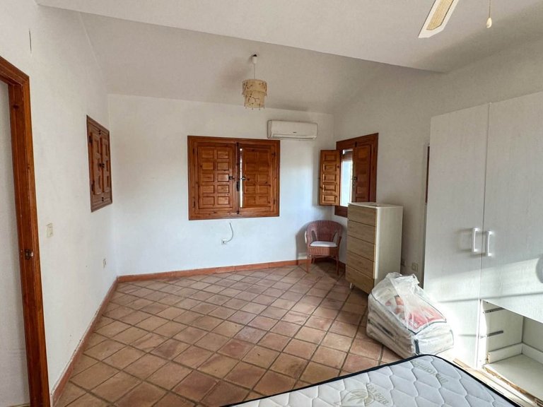 Villa for Sale in Cabo Roig, Alicante 28