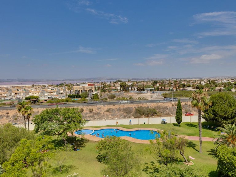 Apartment for Sale in Torrevieja, Alicante 37