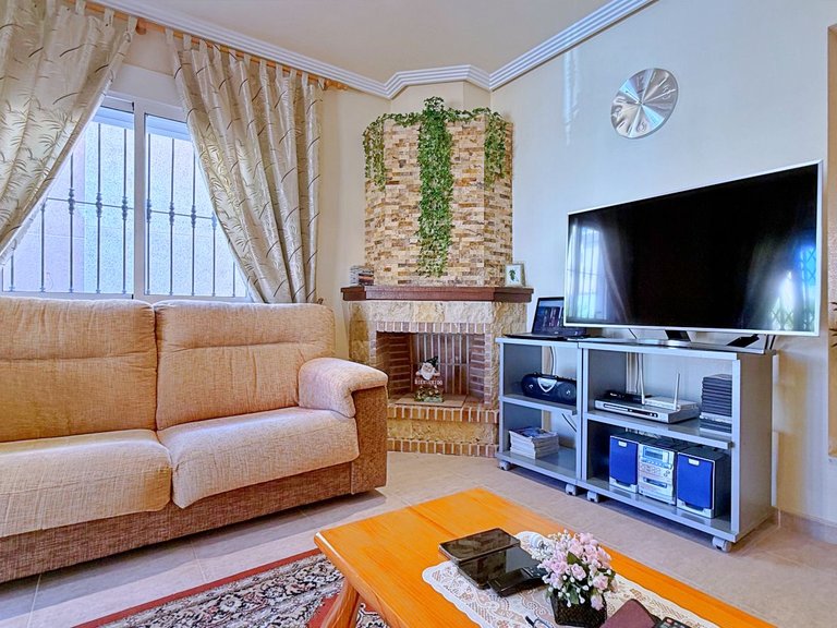 Villa for Sale in Los Altos, Alicante 22