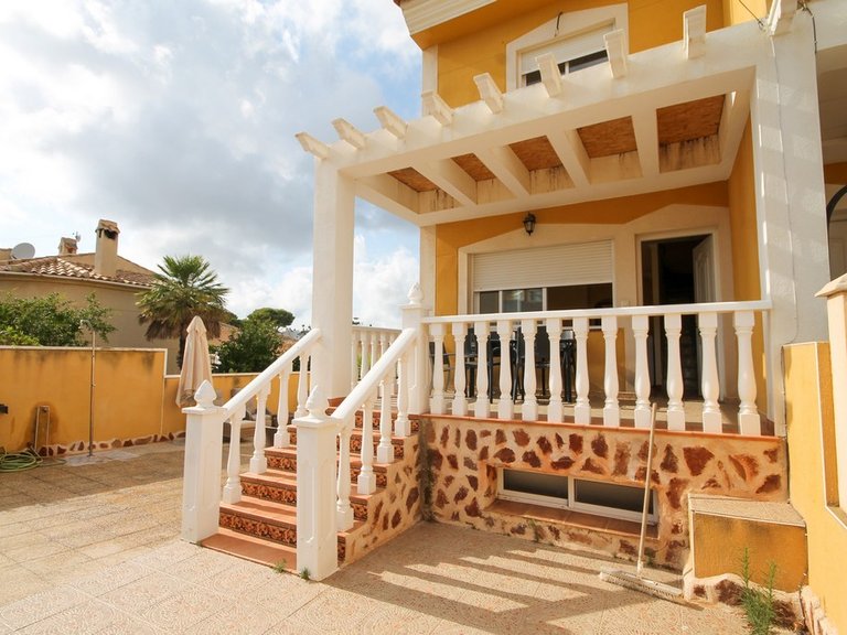 Villa for Sale in San Miguel De Salinas, Alicante 3