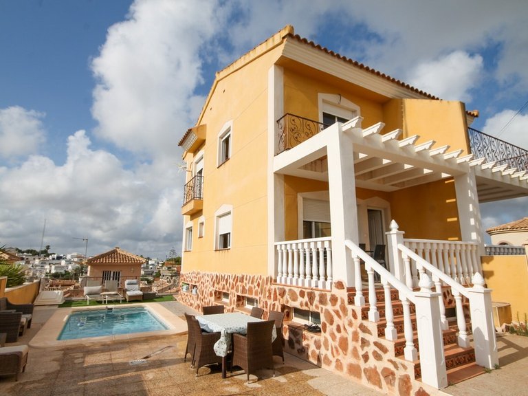 Villa for Sale in San Miguel De Salinas, Alicante 26
