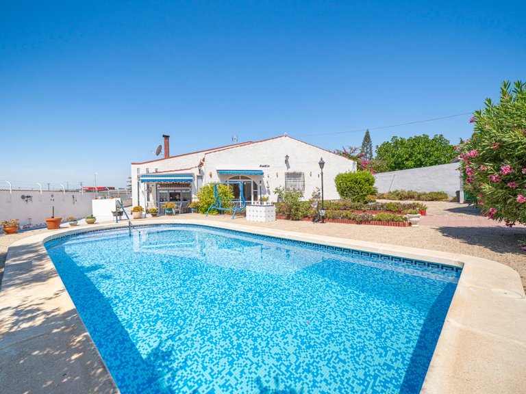 Villa for Sale in Ciudad Quesada, Alicante 1