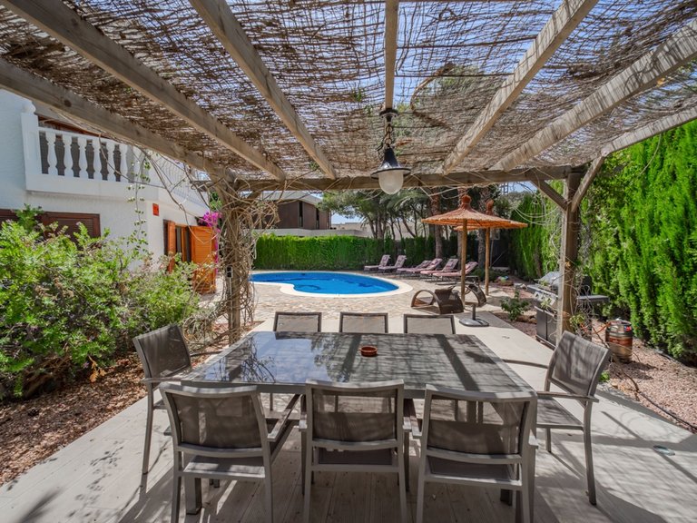 Villa for Sale in Cabo Roig, Alicante 7