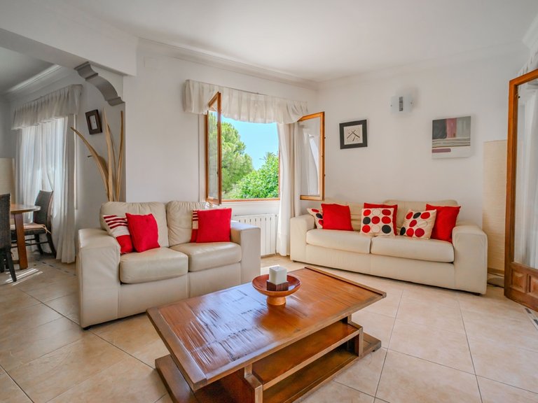 Villa for Sale in Cabo Roig, Alicante 11