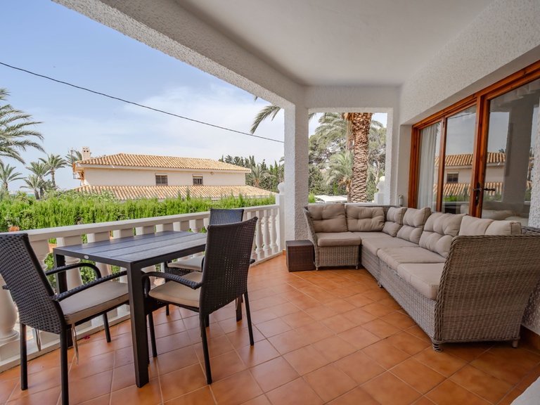 Villa for Sale in Cabo Roig, Alicante 13