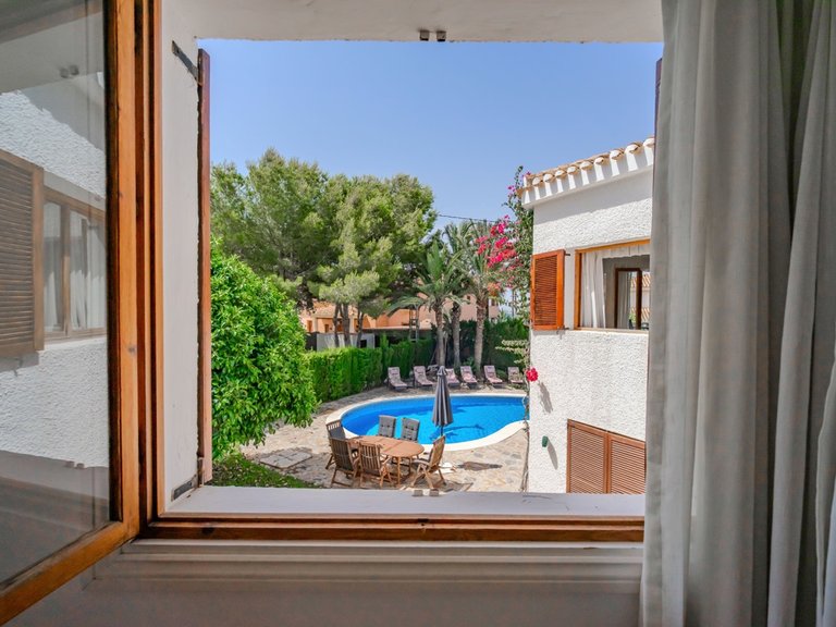 Villa for Sale in Cabo Roig, Alicante 25