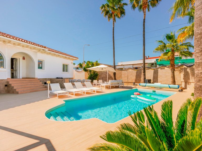 Villa for Sale in Ciudad Quesada, Alicante 1