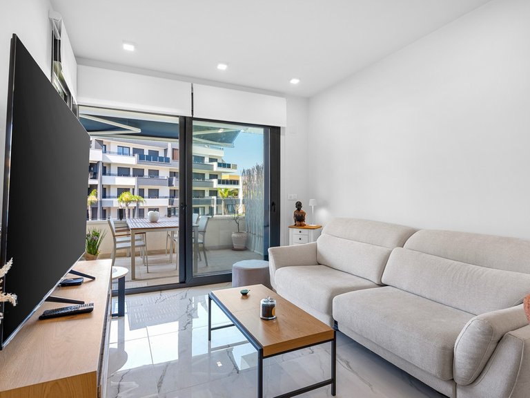 Apartment for Sale in Playa Flamenca, Alicante 8