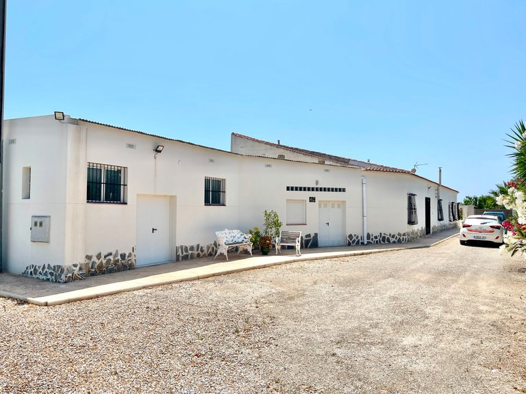 Villa for Sale in Daya Nueva, Alicante 2