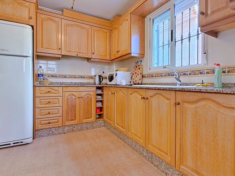 Villa for Sale in Los Altos, Alicante 16