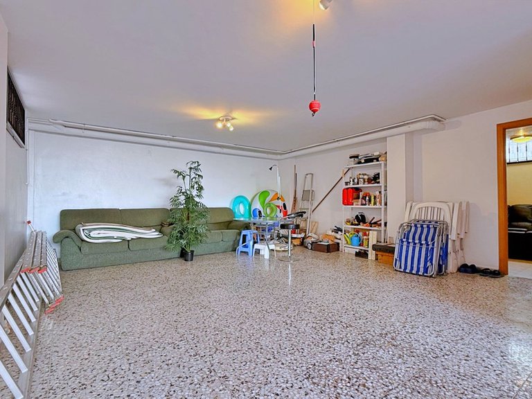Villa for Sale in Los Altos, Alicante 46