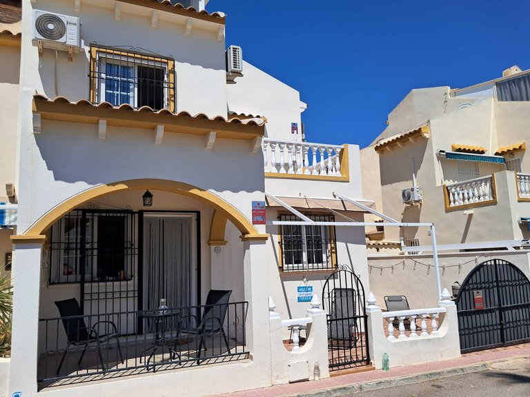 Town House for Sale in Playa Flamenca, Alicante 3
