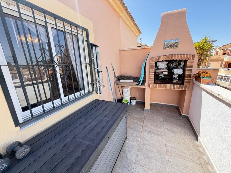 Apartment for Sale in Cabo Roig, Alicante 5