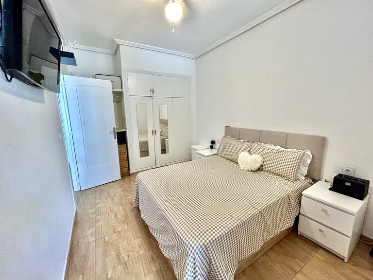 Apartment for Sale in Cabo Roig, Alicante 9