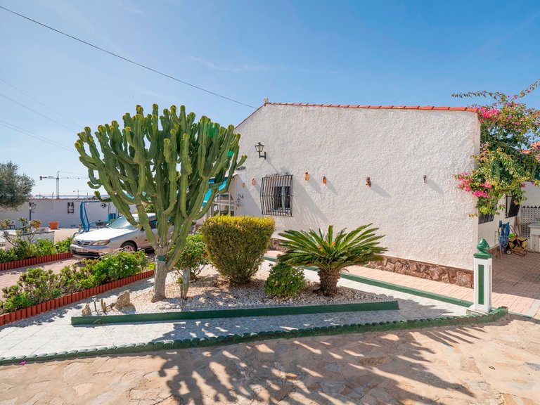 Villa for Sale in Ciudad Quesada, Alicante 6