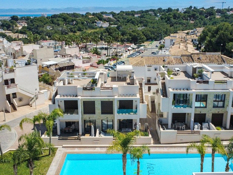 Apartment for Sale in Torrevieja, Alicante 7
