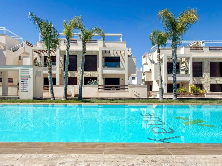 Apartment for Sale in Torrevieja, Alicante 26