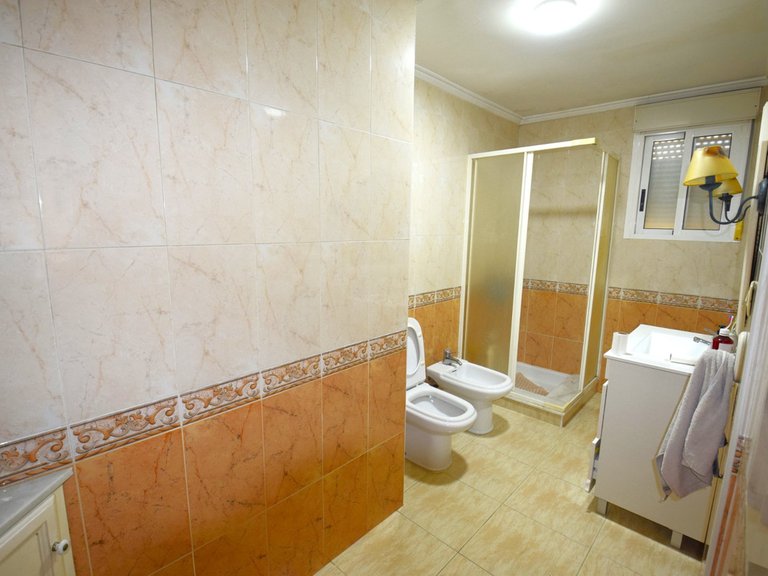 Villa for Sale in Guardamar Del Segura, Alicante 3