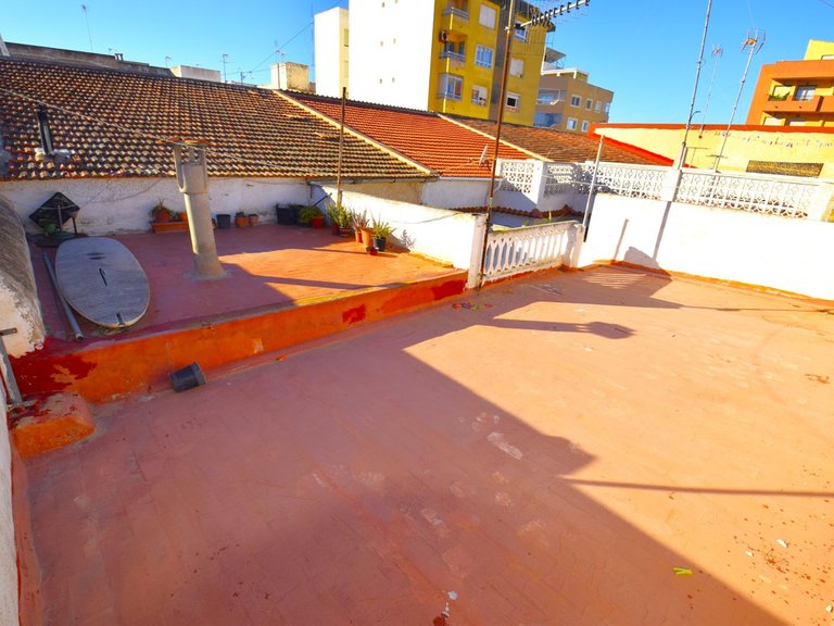 Villa for Sale in Guardamar Del Segura, Alicante 9