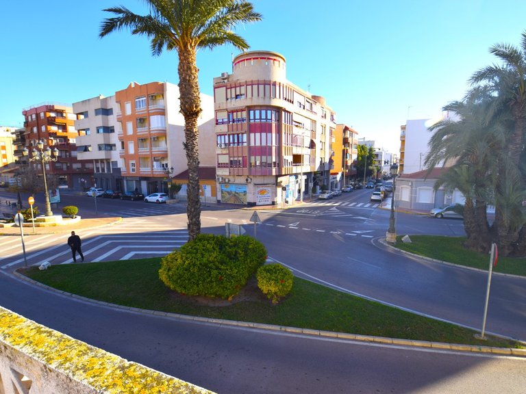 Villa for Sale in Guardamar Del Segura, Alicante 11