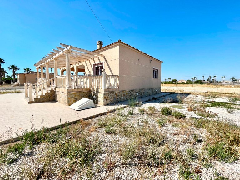 Villa for Sale in Catral, Alicante 8