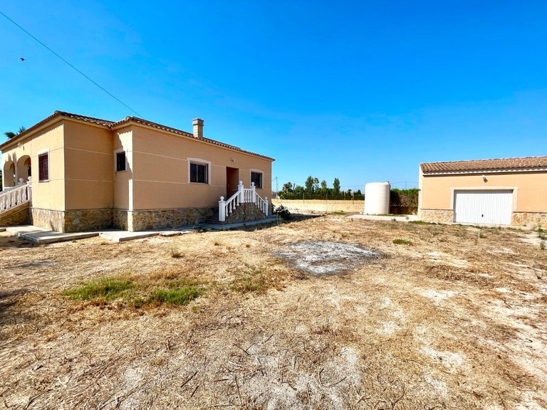 Villa for Sale in Catral, Alicante 20