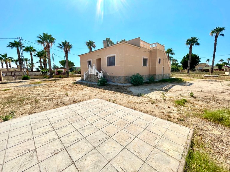 Villa for Sale in Catral, Alicante 22