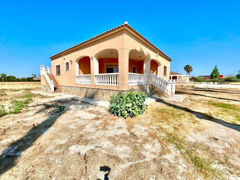 Villa for Sale in Catral, Alicante 25